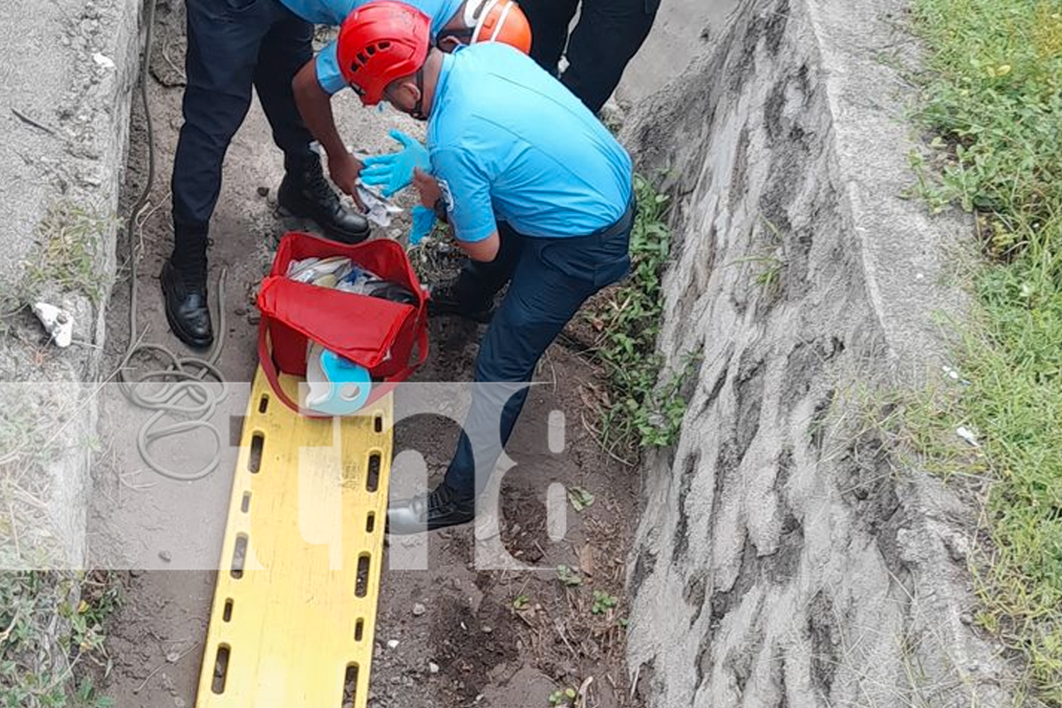 Foto: Lancha artesanal se vuelca y pescadores sobreviven en Corinto /TN8