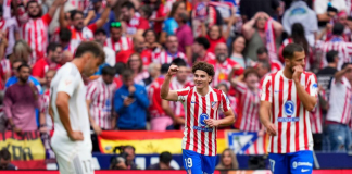 Doblete de Julián Álvarez da triunfo a Atlético sobre Real Madrid