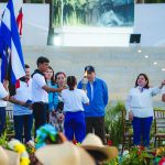 Comandante Daniel Ortega: “Que vivan los portadores de la antorcha de la independencia» Foto: Acto por recibimiento de la Antorcha Centroamericana con los CoPresidentes Daniel Ortega y Rosario Murillo