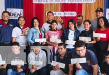 Estudio asegurado: Universitarios de Nueva Segovia reciben becas Foto: Entrega de becas a universitarios en Ocotal, Nueva Segovia / TN8