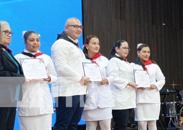 Foto: Nicaragua gradúa a 158 especialistas en Enfermería Perinatal / TN8
