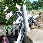 Poste derribado y dos lesionados tras fuerte accidente en Tola, Rivas Foto: Aparatoso accidente con camión en Tola, Rivas / TN8