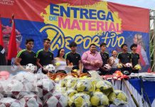 Foto: Entrega de materiales deportivos para impulsar atletas en Nicaragua / TN8