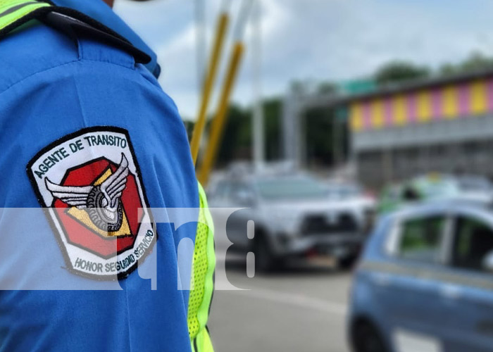 Foto: Multas para quienes no sepan usar bien la nueva Pista Héroes de la Insurrección, en Managua / TN8