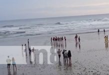 Foto: Rescatan a bañistas en Playa Maderas, San Juan del Sur, en Rivas / TN8