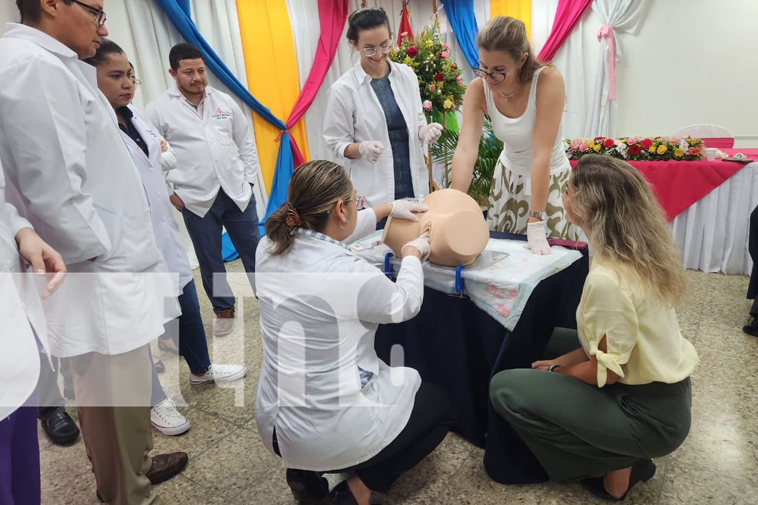Foto: Expertos rusos fortalecen formación en ginecología en Nicaragua /TN8