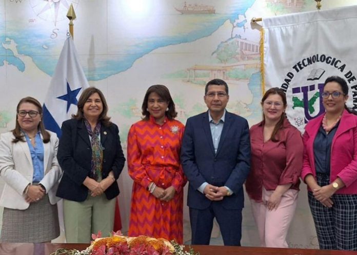 1 Foto: Nicaragua fortalece vínculos con la Universidad Tecnológica de Panamá / Cortesía