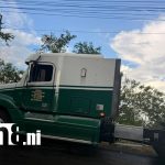 ¡Furgón se descontrola y da vueltas como trompo en Cuesta El Plomo! Cuesta El Plomo