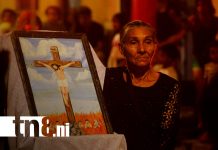 Diriá conmemora a los difuntos con el “Pase de las Ánimas”, una tradición de más de tres siglos Foto: Diriá se ilumina con el “Pase de las Ánimas”: tres siglos de fe y memoria/TN8