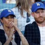 Harry y Meghan reciben abucheos en la Serie Mundial de Béisbol Foto: La polémica aparición de Harry y Meghan Markl /cortesía