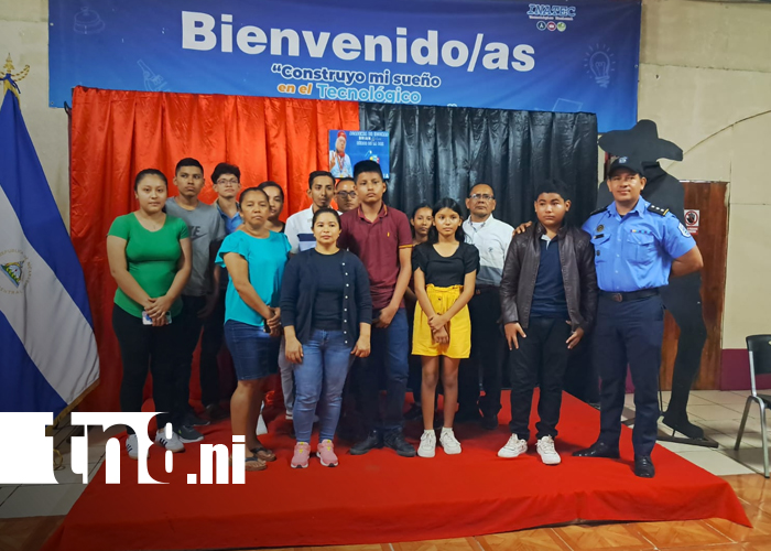 Foto: Ometepe y Granada celebran apertura de la Academia de Idiomas Brian Wilson/TN8