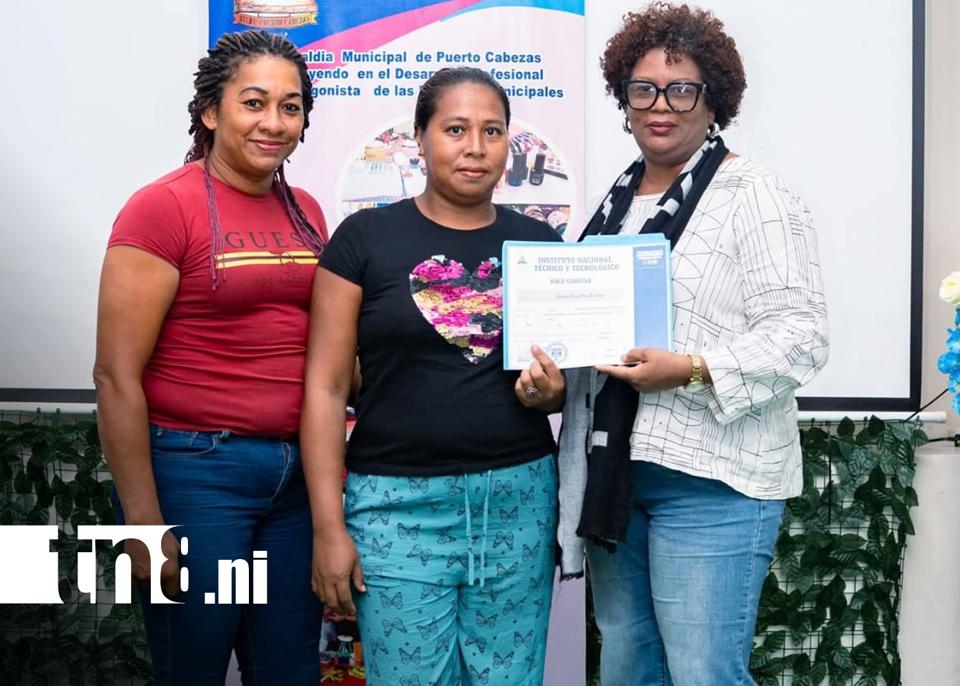 Foto: Más de 270 estudiantes reciben certificación en la Escuela Municipal de Oficios en Bilwi/TN8