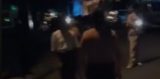 Foto: Waspam Sur! Dos jovencitas desatan su furia en plena vía pública/TN8