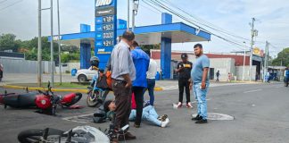 Foto: Vecinos piden regular estacionamiento en Managua/ TN8