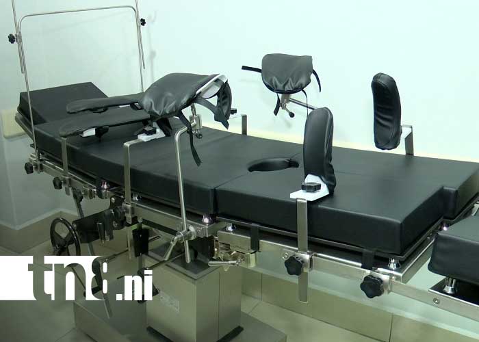 MINSA fortalece atención médica con entrega de 12 mesas quirúrgicas de alta tecnología