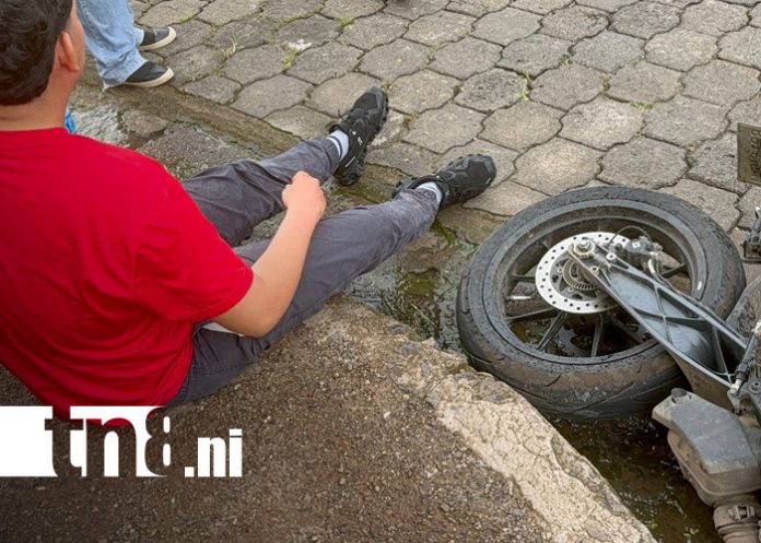1 Foto: Tres personas resultan lesionadas tras choque entre motocicletas en Juigalpa/TN8