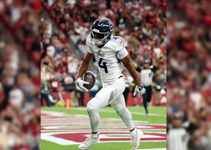 Foto: Tyler Lockett solicita salida y deja a los Titans en crisis /Cortesía Foto: Tyler Lockett solicita salida y deja a los Titans en crisis /Cortesía