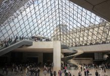 Robo en el Louvre genera ‘shock’ y guardias se niegan a continuar trabajando Foto: Shock por robo en el Louvre /cortesía
