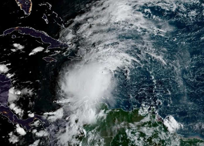 Foto: Lluvias y oleaje en aumento en Honduras / Cortesía Foto: Lluvias y oleaje en aumento en Honduras / Cortesía