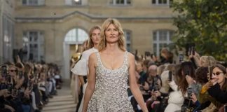 Foto: Laura Dern en Paris Fashion Week 2025 /cortesía