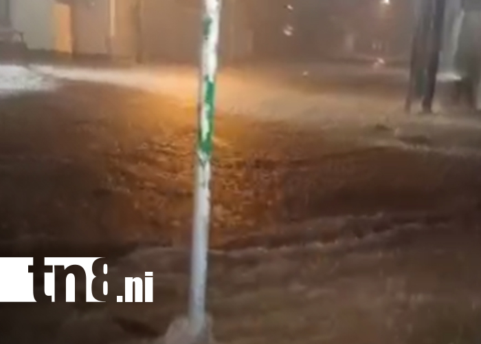 Foto: Relámpagos y lluvia intensa mantienen en alerta a Managua/TN8