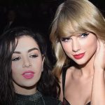 «Actually Romantic»: Las indirectas de Taylor Swift que apuntan a Charli XCX Foto: Taylor Swift responde a Charli XCX /cortesía