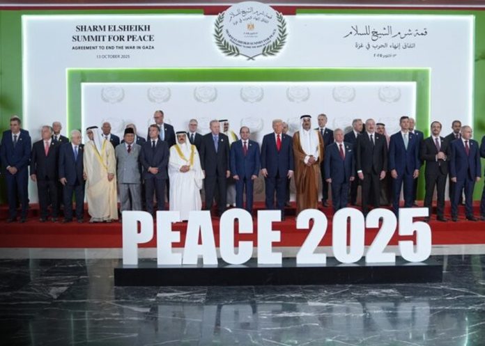 Foto: Líderes mundiales firman el acuerdo de paz de Gaza /Cortesía Foto: Líderes mundiales firman el acuerdo de paz de Gaza /Cortesía