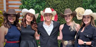 Foto: Karaoke Despechados enciende el escenario /TN8