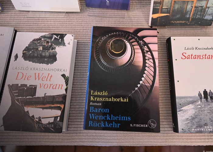 Foto: László Krasznahorkai y su Nobel /cortesía