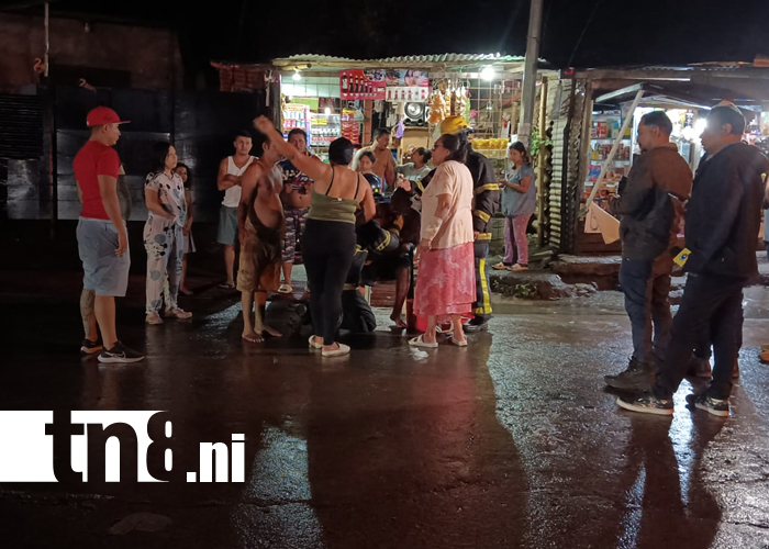 Foto: camioneta se precipita a un cauce con dos heridos en Managua/TN8