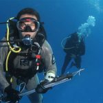 Biólogo sobrevive a mordida de tiburón en Costa Rica Foto:Tiburón de Galápagos sorprende a biólogo en Costa Rica/Cortesía