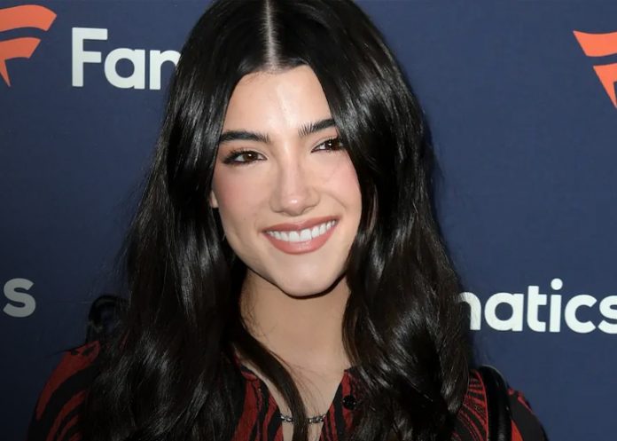 Foto: Charli D’Amelio y su look /cortesía Foto: Charli D’Amelio y su look /cortesía