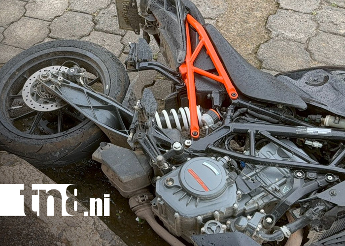 Foto: Tres personas resultan lesionadas tras choque entre motocicletas en Juigalpa/TN8