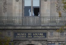 ¿Se pueden vender las joyas robadas del Louvre? Foto: Robo en el Louvre /cortesía