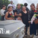 Carazo: Familiares y amigos despiden a joven embarazada fallecida en accidente de tránsito Foto: Carazo de luto: accidente mortal arrebata la vida de una joven/TN8
