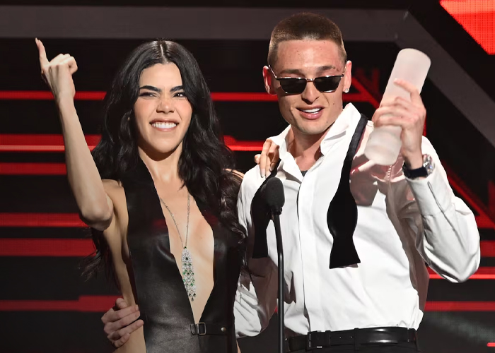 Foto: Peso Pluma en los Billboard 2025 /cortesía