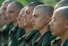 Netflix analiza renovar Reclutas, el drama militar que cautivó al público