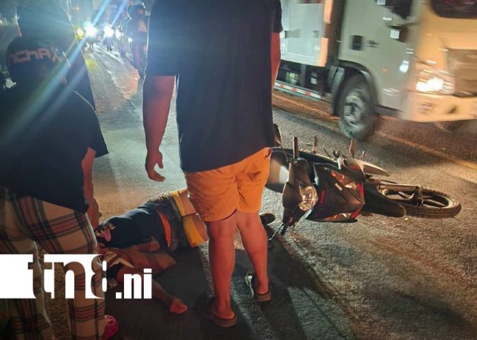 Foto: Motociclista grave tras choque con semoviente en Rivas/TN8 Foto: Motociclista grave tras choque con semoviente en Rivas/TN8