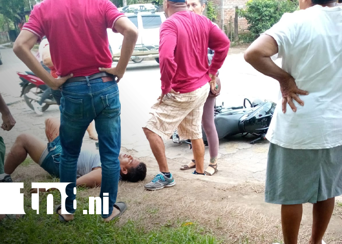 Foto: Motociclista lesionado y daños materiales en Rivas/TN8