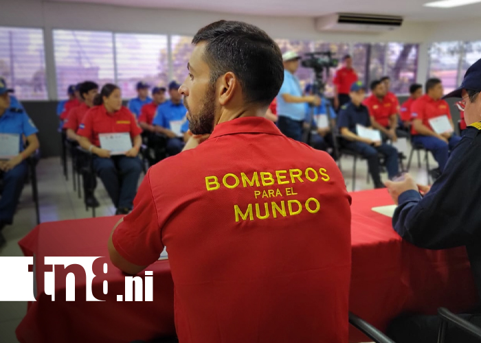 Foto: Bomberos fortalecen su preparación en incendios /TN8
