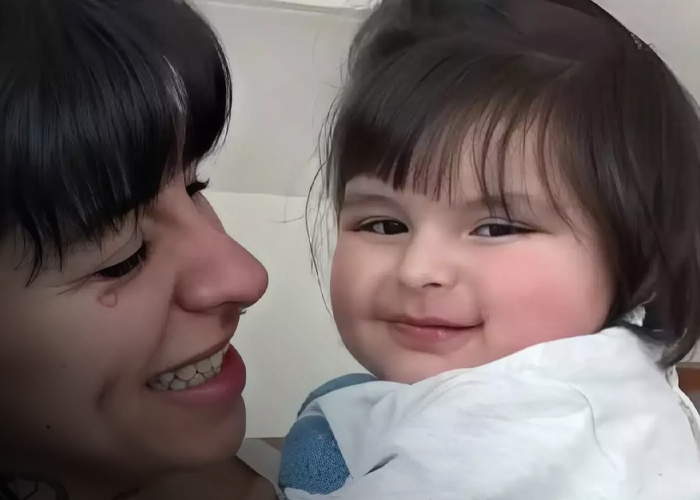 Foto: Cazzu abre su corazón /cortesía