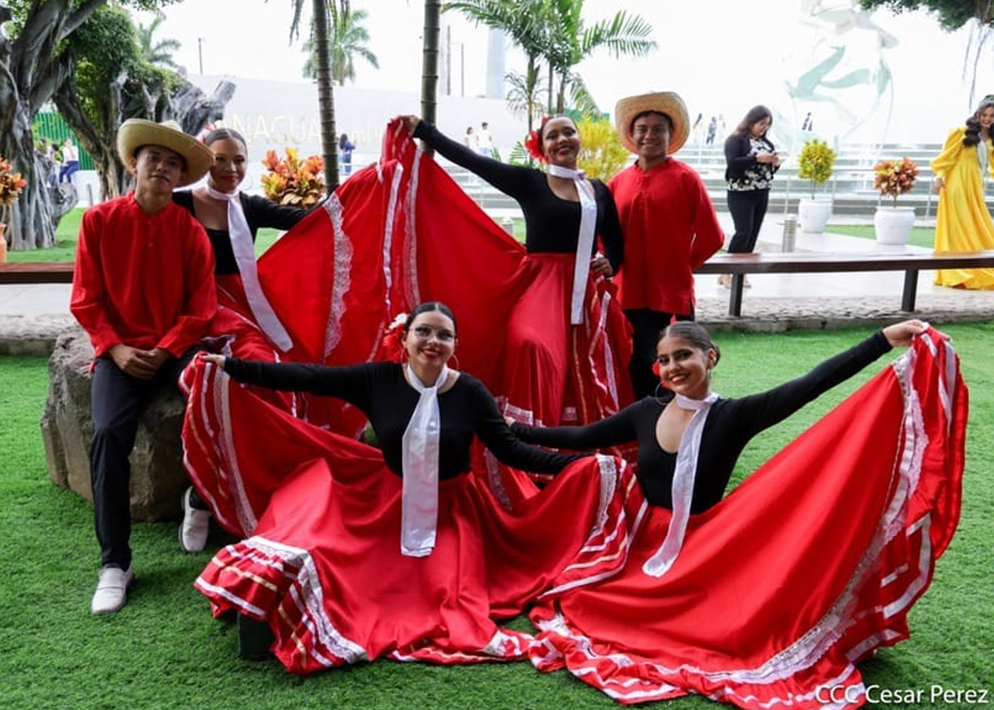 Foto: Tradición y creatividad se unen en el Festival Universitario de Danza en Managua/TN8