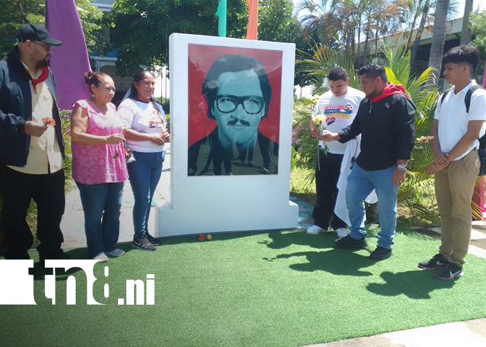 Foto: Juventud reafirma compromiso con legado de heroísmo de Pedro Arauz Palacios/TN8