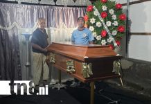 Foto: Fallece Doña Cándida Fletes tras heroico rescate en incendio en el barrio San Cristóbal/TN8