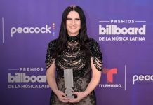 Laura Pausini emociona en los Billboard con el último diseño de Armani Foto: Laura Pausini en los Premios Billboard /cortesía