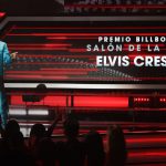 Elvis Crespo es honrado con el Premio Salón de la Fama Billboard 2025 Foto: Elvis Crespo en los Billboard 2025 /cortesía