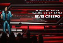 Elvis Crespo es honrado con el Premio Salón de la Fama Billboard 2025 Foto: Elvis Crespo en los Billboard 2025 /cortesía