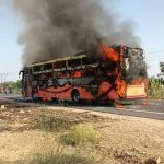 Explosión en autobús deja 20 fallecidos y 12 heridos en India (VIDEO) Foto: Accidente de autobús en la India /Cortesía