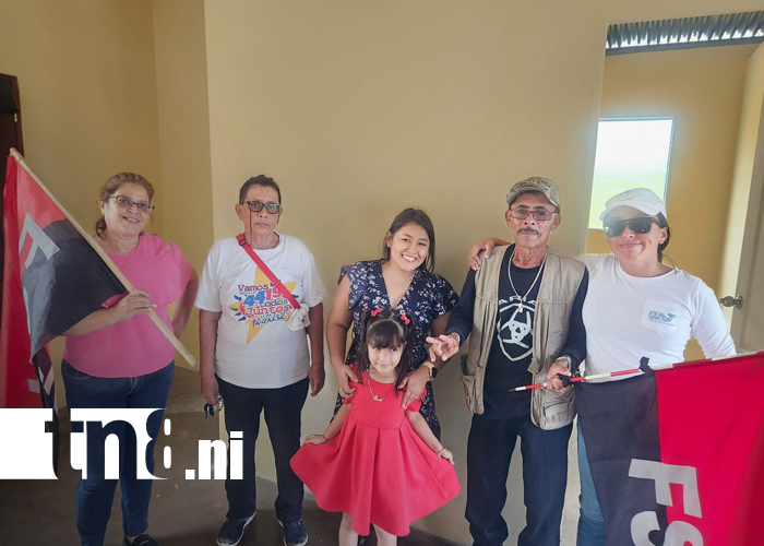 Foto: ¡Nuevas casas, nuevos sueños! Cinco familias estrenan hogar en La Libertad/TN8