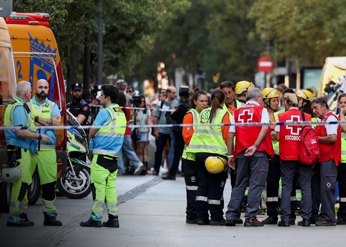 Foto: Mueren cuatro trabajadores en el derrumbe de un edificio en Madrid /Cortesía Foto: Mueren cuatro trabajadores en el derrumbe de un edificio en Madrid /Cortesía